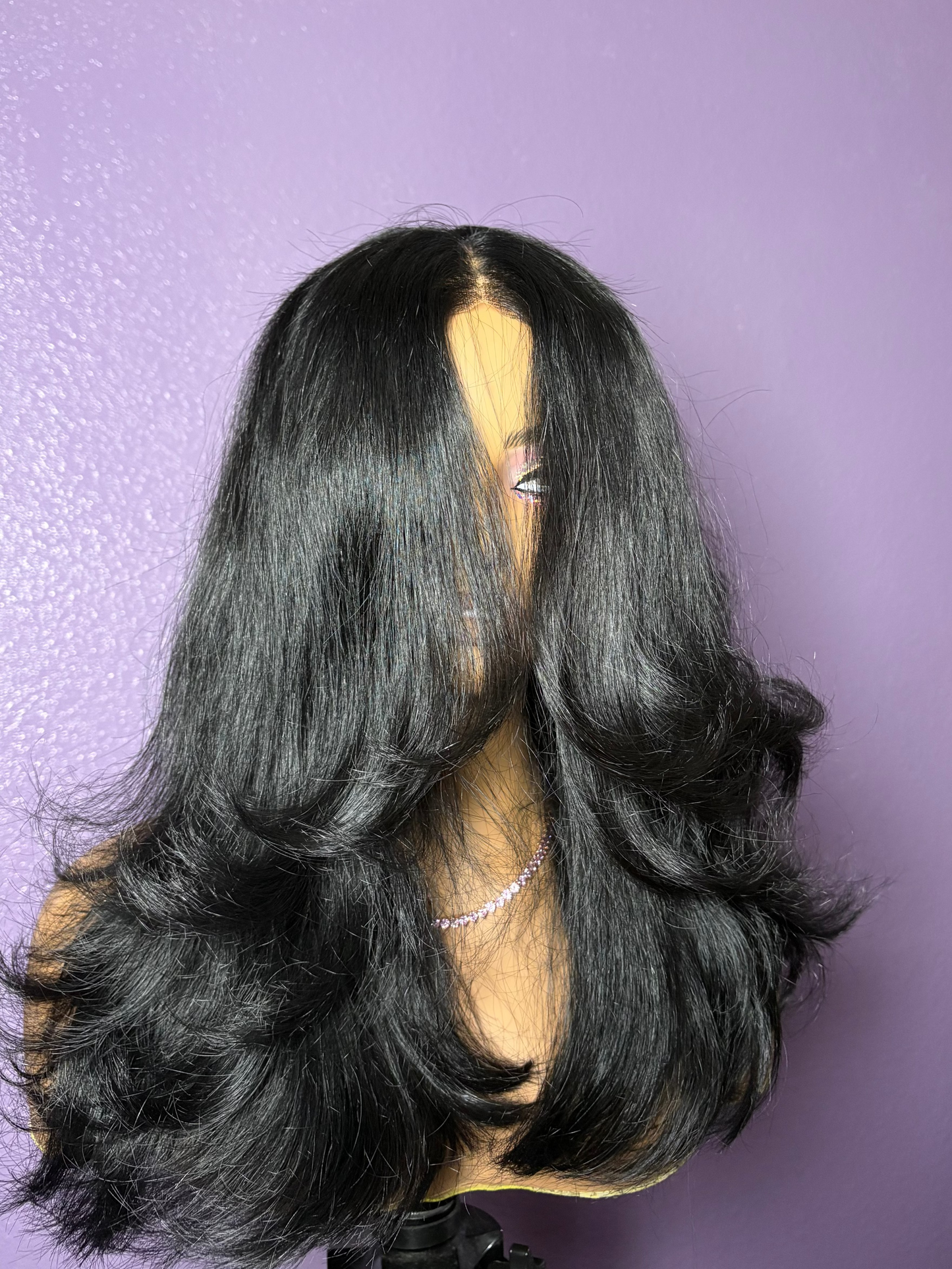 •Size 22” 
•Soft Layers
•Jet Black color
•14”
•Origin/Texture: Vietnamese/ Loose Wave

